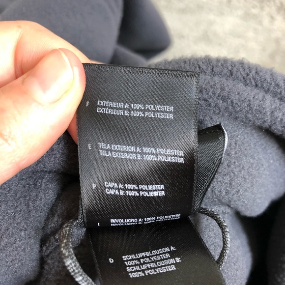 SOLDThe North Face Men’s Full Fleece Zip Up Jacket - Picture 7 of 10